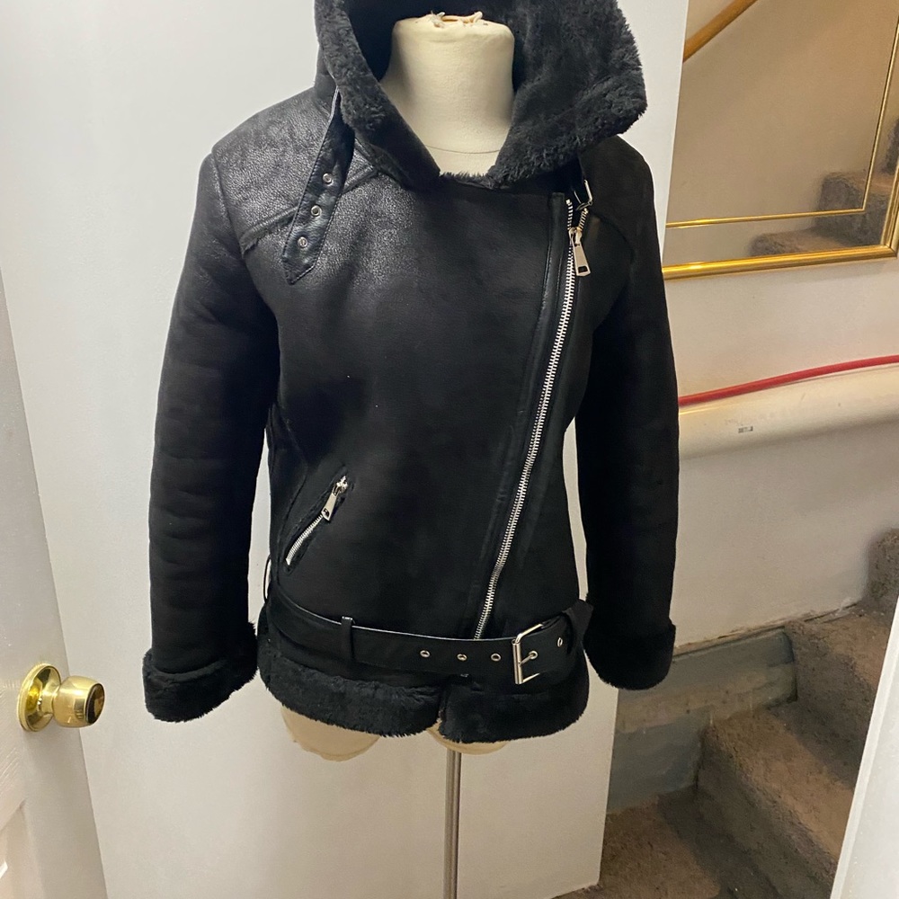 Philomena Petti New York faux fur jacket size medium black